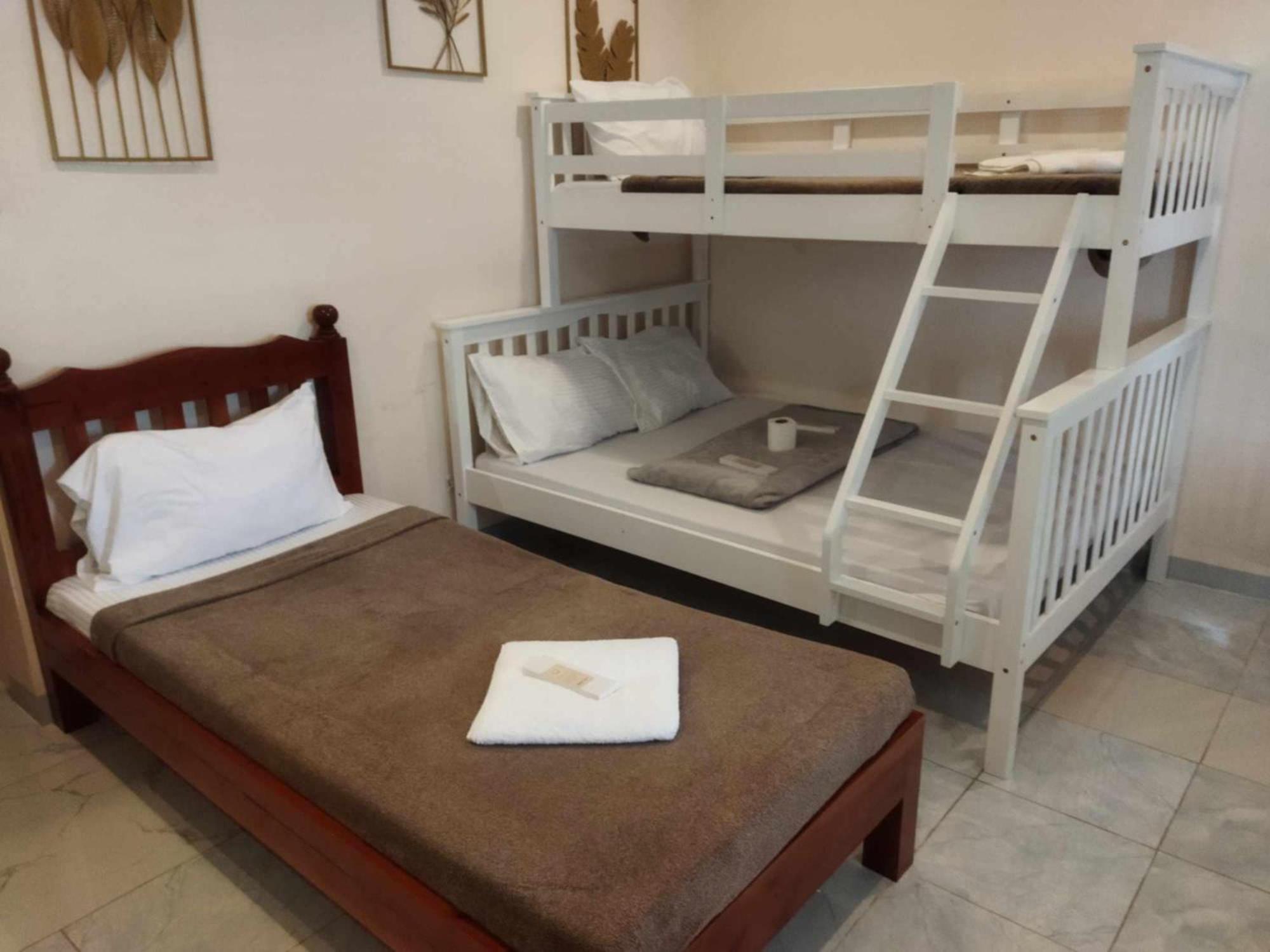 Elnora Delmar Travellers Inn Siquijor Eksteriør bilde